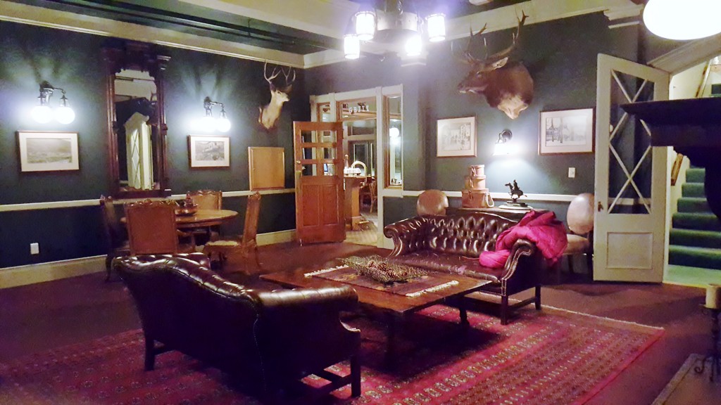 Redstone Inn - great room